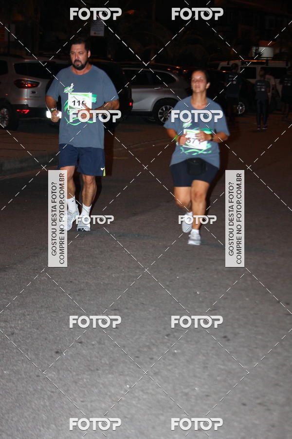 Buy your photos of the eventGreen Night -Corrida Noturna - Piratininga on Fotop