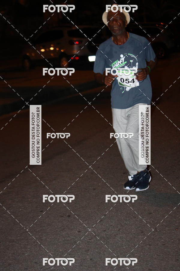 Buy your photos of the eventGreen Night -Corrida Noturna - Piratininga on Fotop