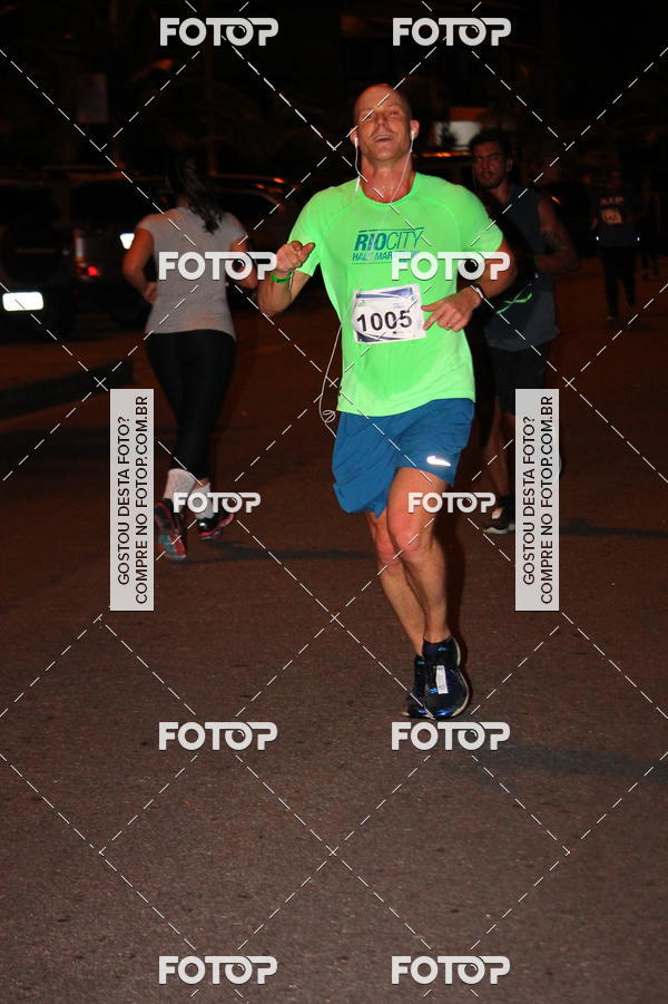 Buy your photos of the eventGreen Night -Corrida Noturna - Piratininga on Fotop