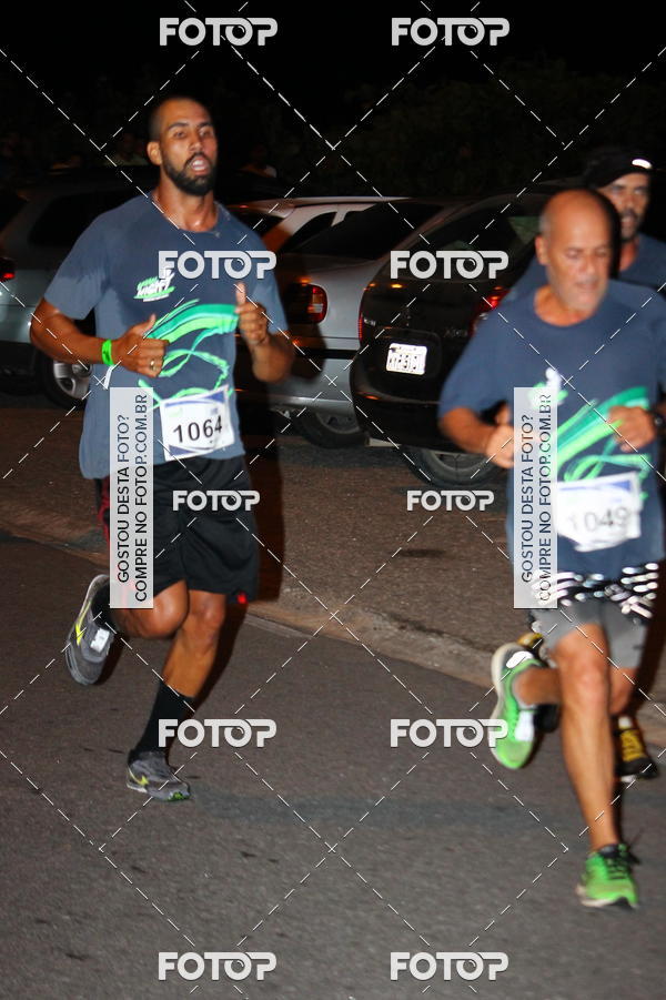 Buy your photos of the eventGreen Night -Corrida Noturna - Piratininga on Fotop