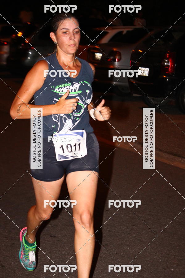 Buy your photos of the eventGreen Night -Corrida Noturna - Piratininga on Fotop