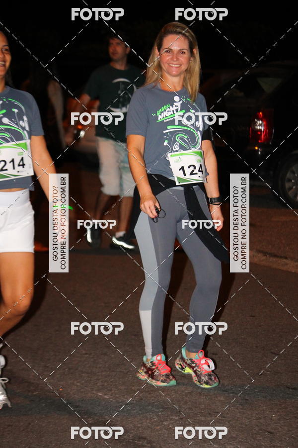 Buy your photos of the eventGreen Night -Corrida Noturna - Piratininga on Fotop