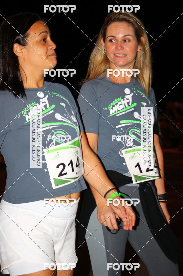 Buy your photos of the eventGreen Night -Corrida Noturna - Piratininga on Fotop