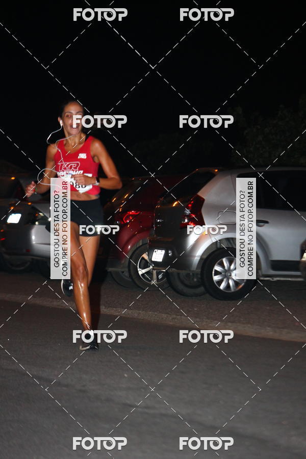 Buy your photos of the eventGreen Night -Corrida Noturna - Piratininga on Fotop