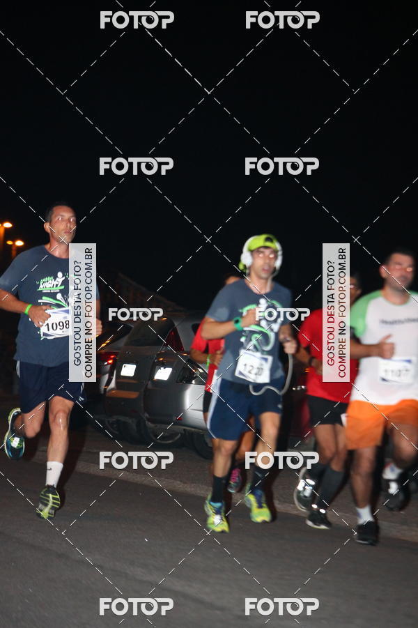 Buy your photos of the eventGreen Night -Corrida Noturna - Piratininga on Fotop