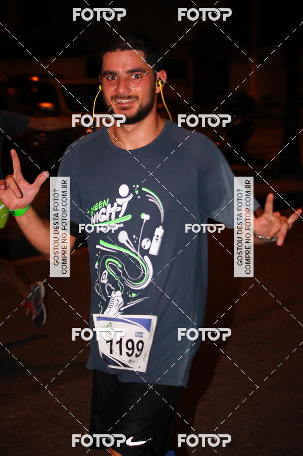 Buy your photos of the eventGreen Night -Corrida Noturna - Piratininga on Fotop