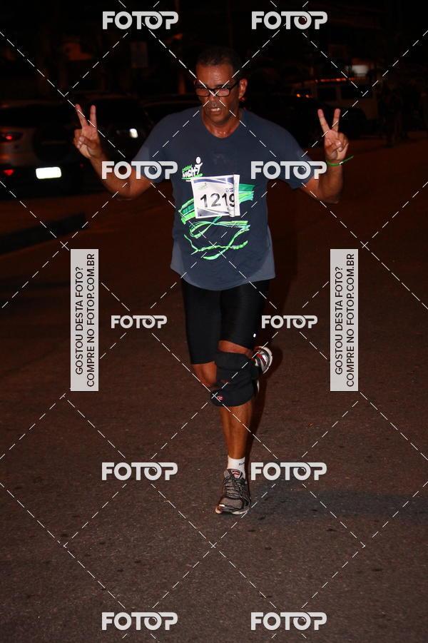 Buy your photos of the eventGreen Night -Corrida Noturna - Piratininga on Fotop