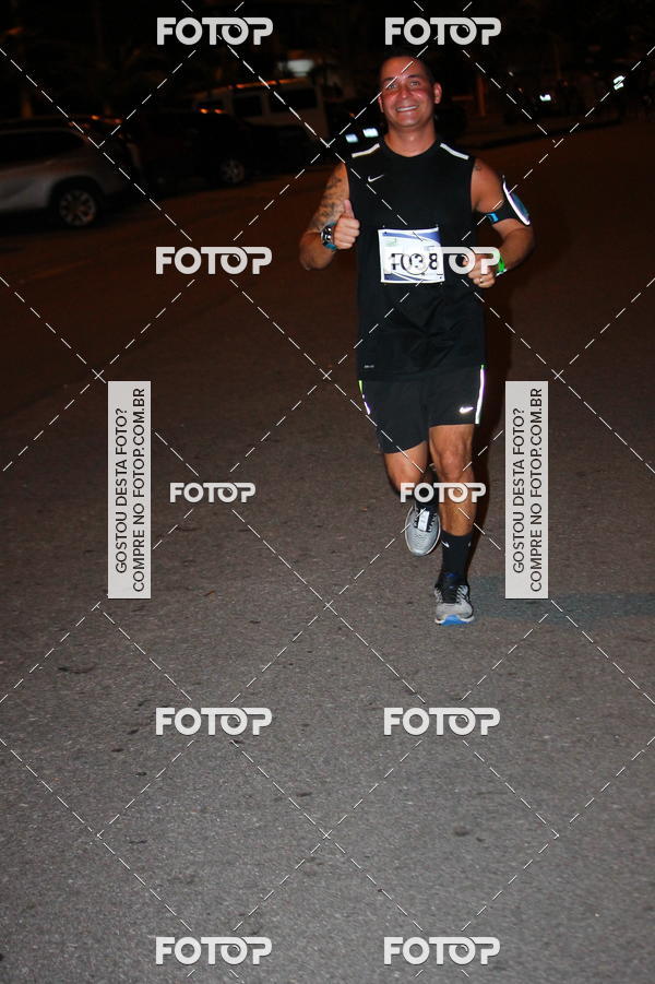 Buy your photos of the eventGreen Night -Corrida Noturna - Piratininga on Fotop