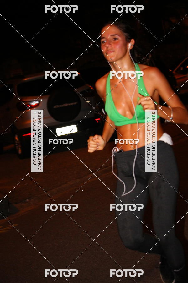 Buy your photos of the eventGreen Night -Corrida Noturna - Piratininga on Fotop