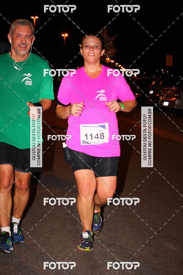 Buy your photos of the eventGreen Night -Corrida Noturna - Piratininga on Fotop