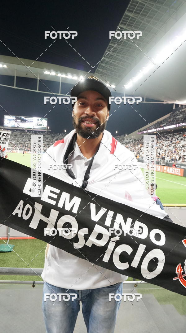 Buy your photos of the eventCorinthians X Independiente  - Libertadores on Fotop