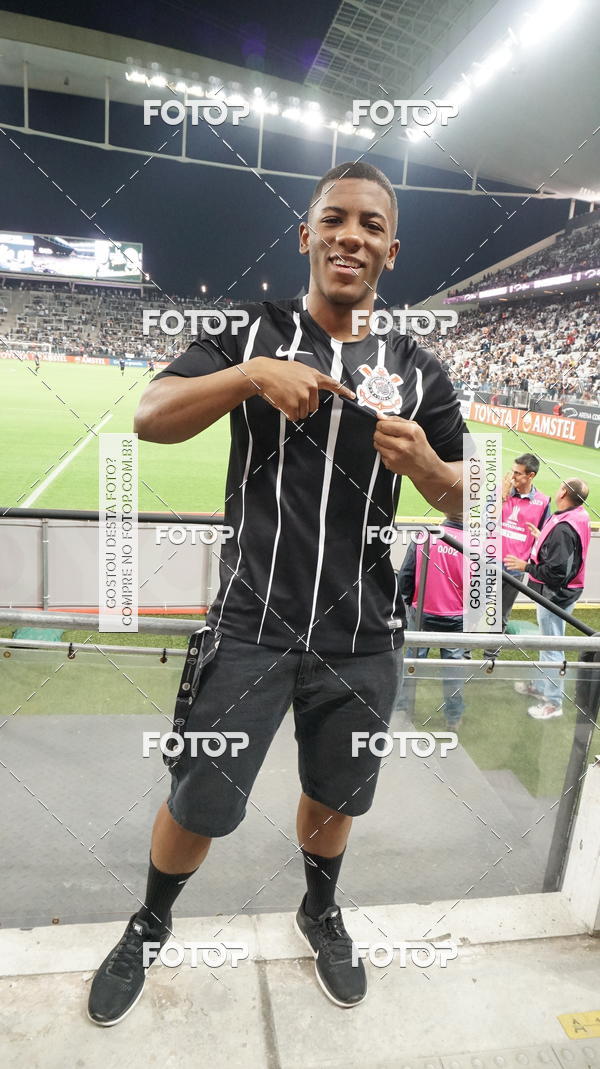 Buy your photos of the eventCorinthians X Independiente  - Libertadores on Fotop