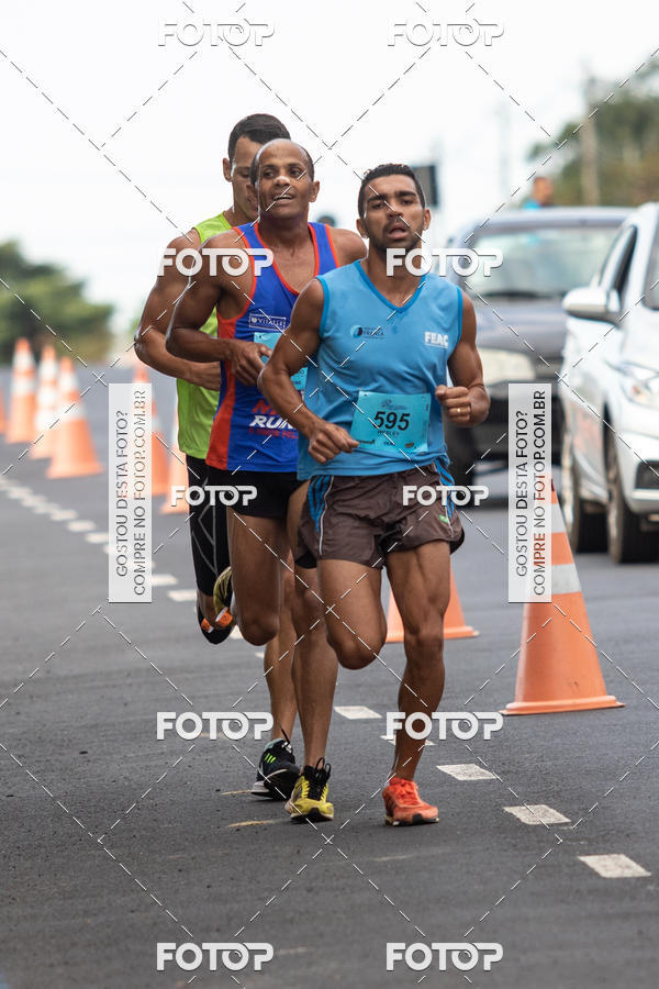 Buy your photos of the eventRun 1� de Maio ACOFRANCA on Fotop