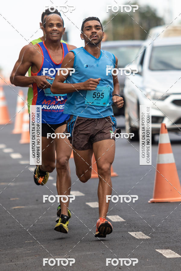 Buy your photos of the eventRun 1� de Maio ACOFRANCA on Fotop