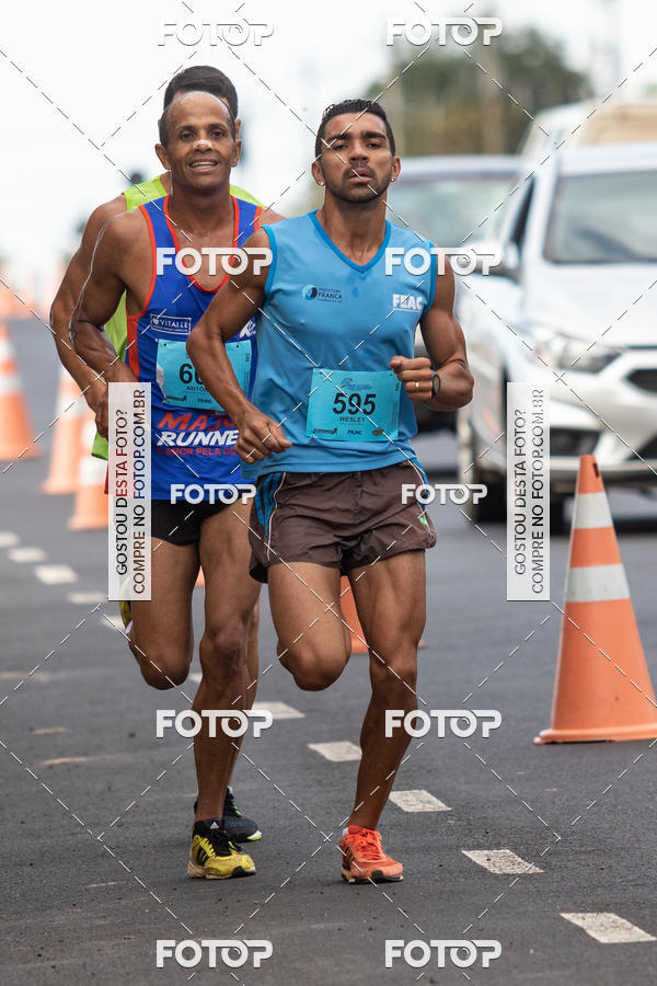 Buy your photos of the eventRun 1� de Maio ACOFRANCA on Fotop