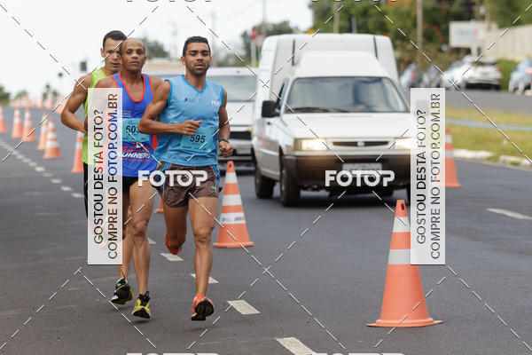 Buy your photos of the eventRun 1� de Maio ACOFRANCA on Fotop