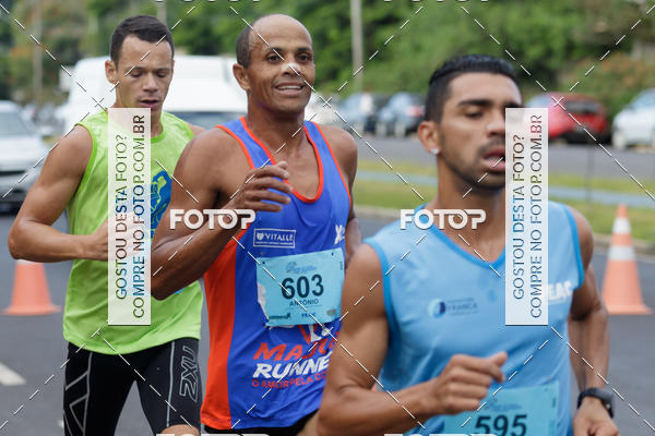 Buy your photos of the eventRun 1� de Maio ACOFRANCA on Fotop