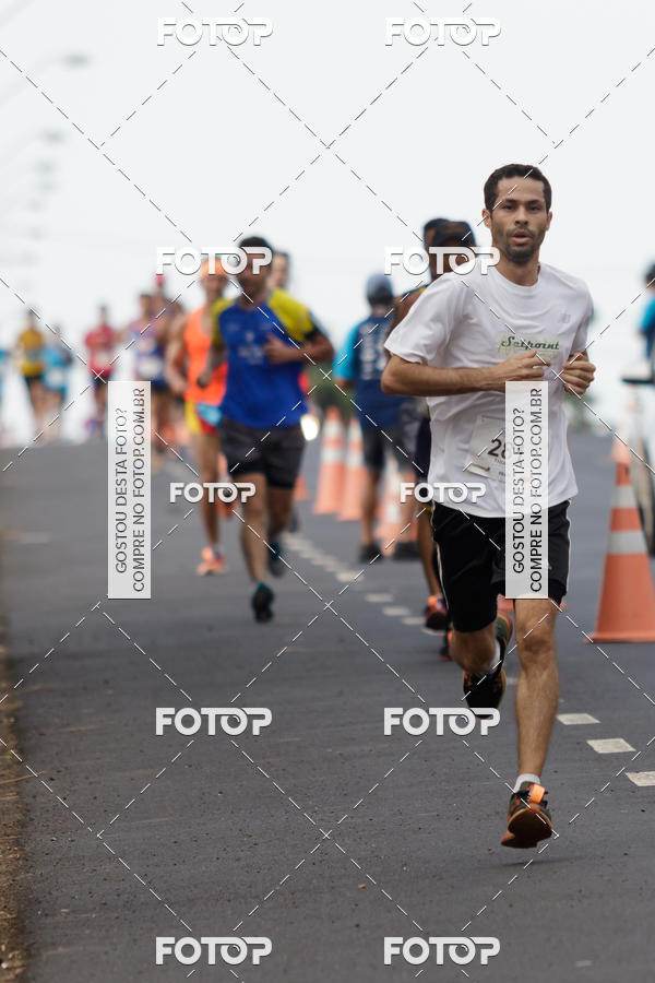 Buy your photos of the eventRun 1� de Maio ACOFRANCA on Fotop