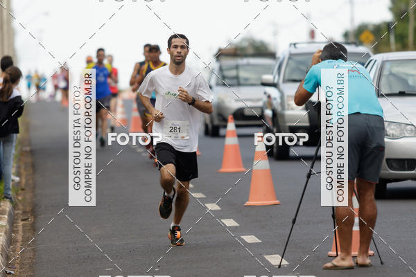 Buy your photos of the eventRun 1� de Maio ACOFRANCA on Fotop
