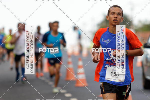 Buy your photos of the eventRun 1� de Maio ACOFRANCA on Fotop