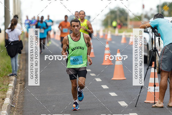 Buy your photos of the eventRun 1� de Maio ACOFRANCA on Fotop