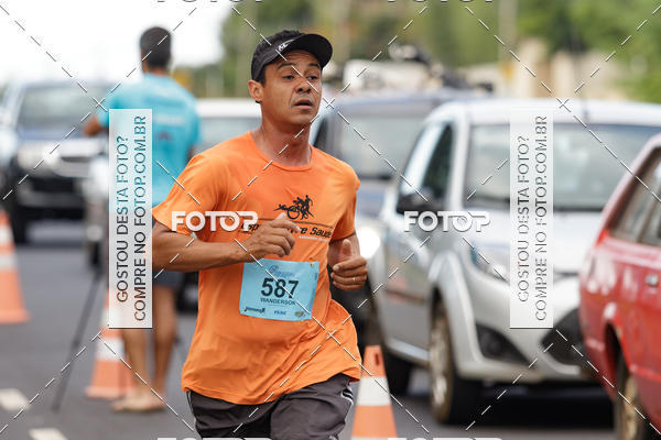 Buy your photos of the eventRun 1� de Maio ACOFRANCA on Fotop