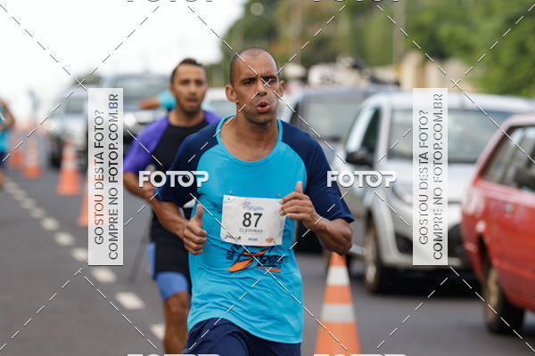 Buy your photos of the eventRun 1� de Maio ACOFRANCA on Fotop