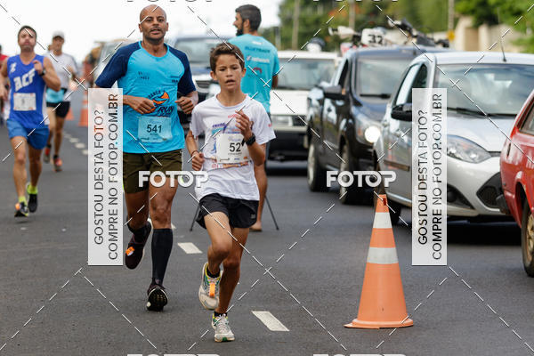 Buy your photos of the eventRun 1� de Maio ACOFRANCA on Fotop