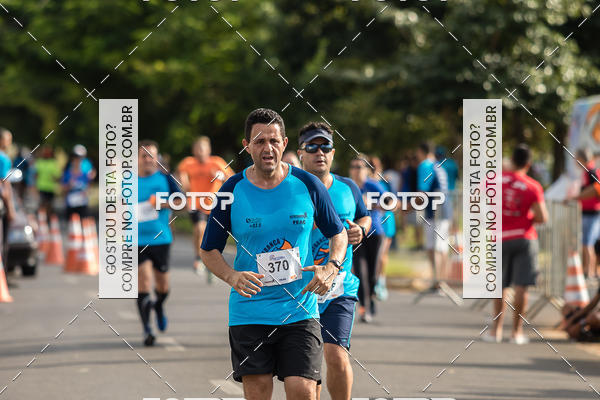 Buy your photos of the eventRun 1� de Maio ACOFRANCA on Fotop