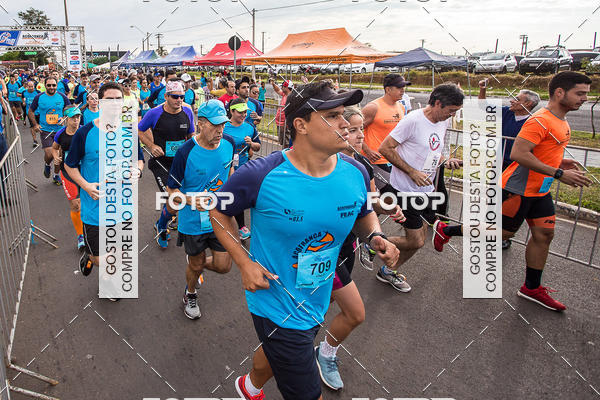 Buy your photos of the eventRun 1� de Maio ACOFRANCA on Fotop