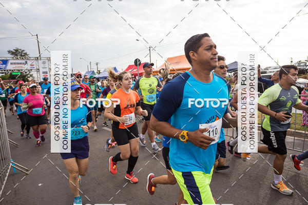 Buy your photos of the eventRun 1� de Maio ACOFRANCA on Fotop
