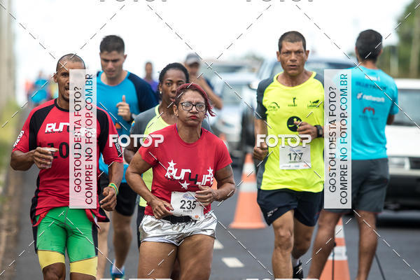 Buy your photos of the eventRun 1� de Maio ACOFRANCA on Fotop