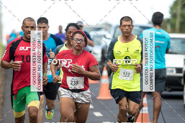 Buy your photos of the eventRun 1� de Maio ACOFRANCA on Fotop