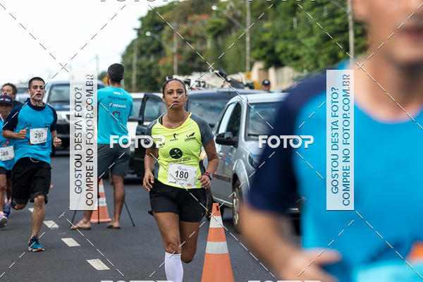 Buy your photos of the eventRun 1� de Maio ACOFRANCA on Fotop