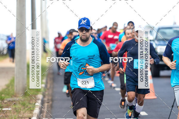 Buy your photos of the eventRun 1� de Maio ACOFRANCA on Fotop