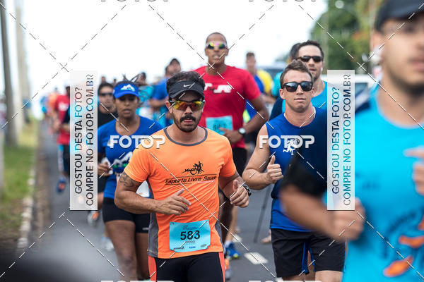 Buy your photos of the eventRun 1� de Maio ACOFRANCA on Fotop
