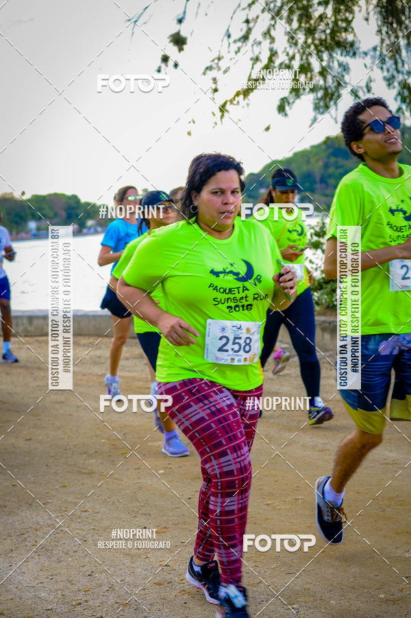 Buy your photos of the eventSunset Run 2018 on Fotop