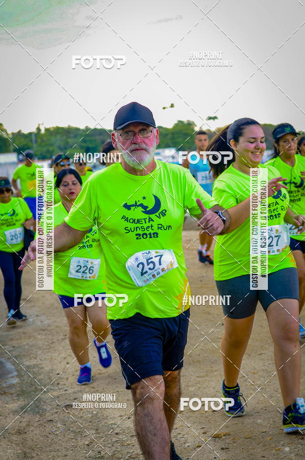 Buy your photos of the eventSunset Run 2018 on Fotop