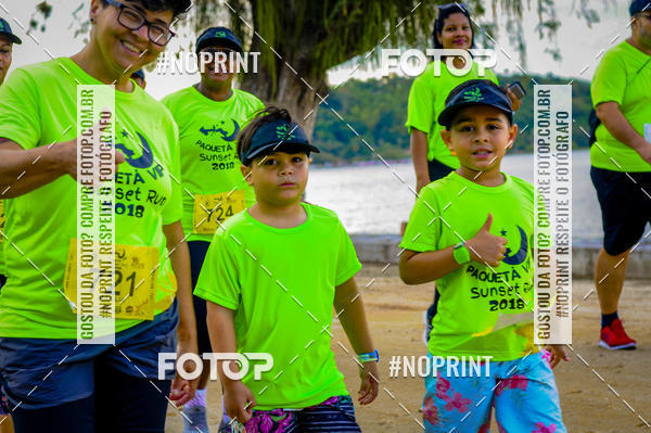 Buy your photos of the eventSunset Run 2018 on Fotop