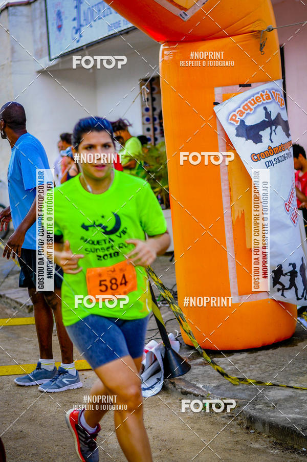 Buy your photos of the eventSunset Run 2018 on Fotop