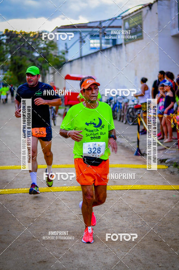 Buy your photos of the eventSunset Run 2018 on Fotop