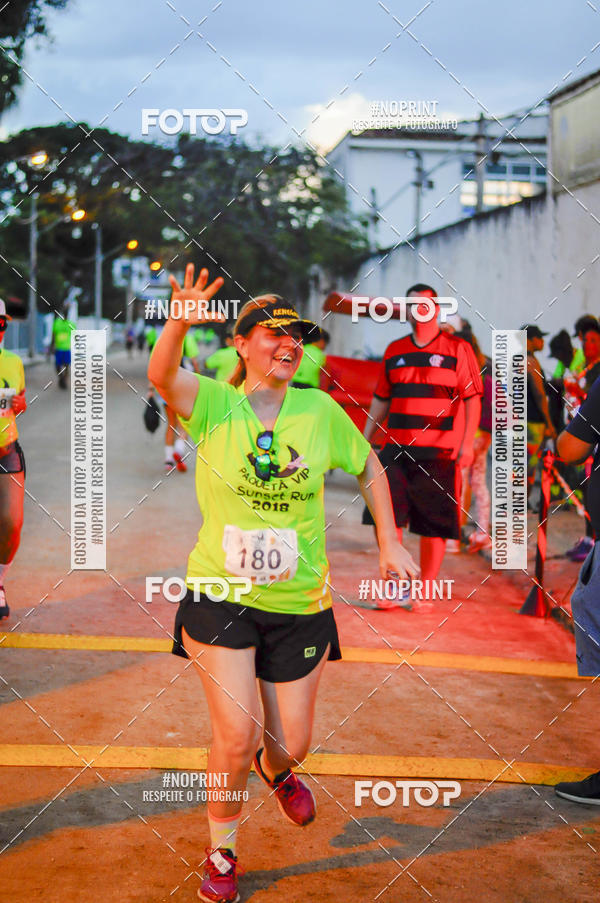 Buy your photos of the eventSunset Run 2018 on Fotop