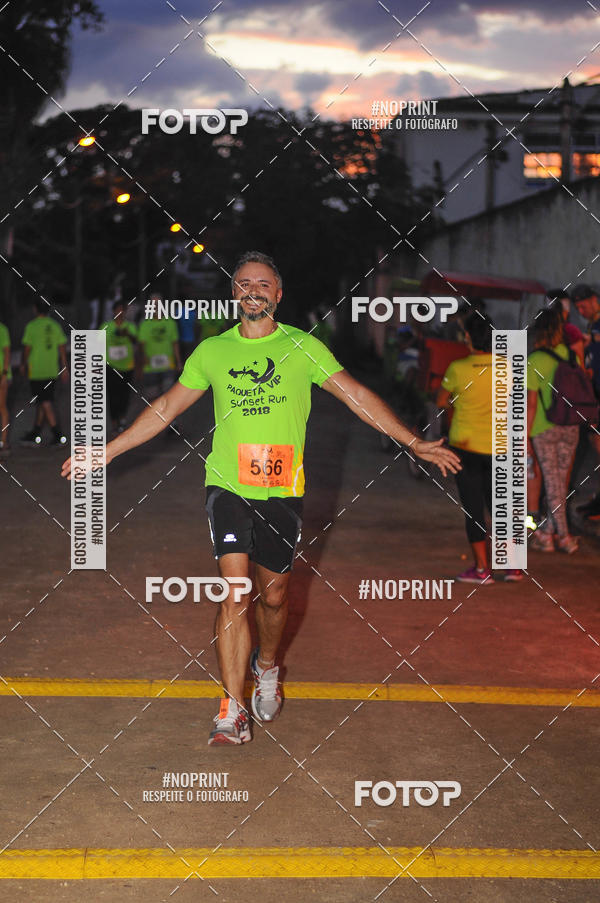 Buy your photos of the eventSunset Run 2018 on Fotop