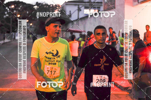 Buy your photos of the eventSunset Run 2018 on Fotop