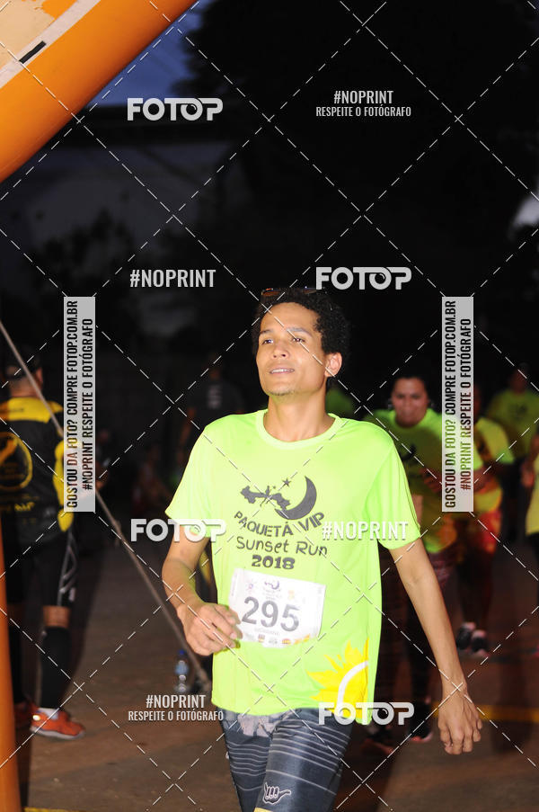 Buy your photos of the eventSunset Run 2018 on Fotop