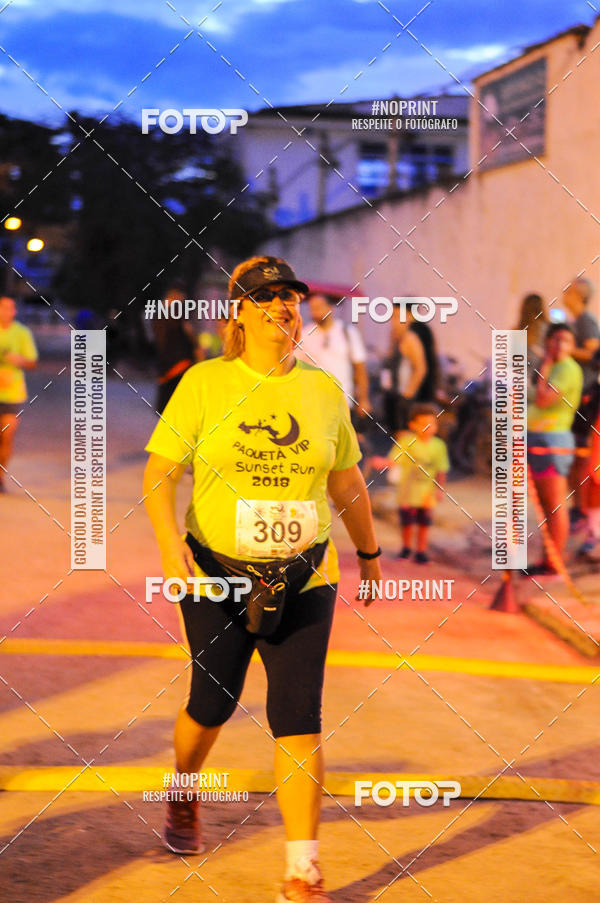 Buy your photos of the eventSunset Run 2018 on Fotop