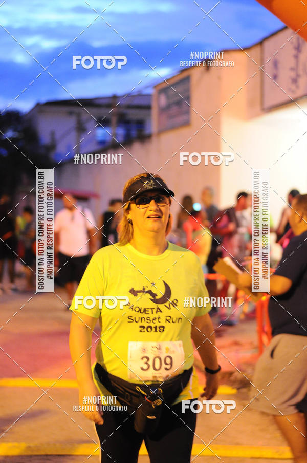 Buy your photos of the eventSunset Run 2018 on Fotop