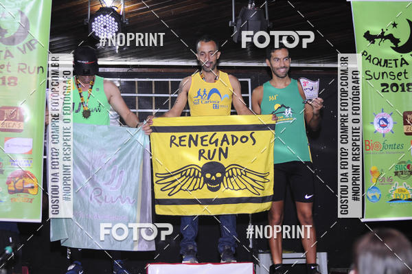 Buy your photos of the eventSunset Run 2018 on Fotop