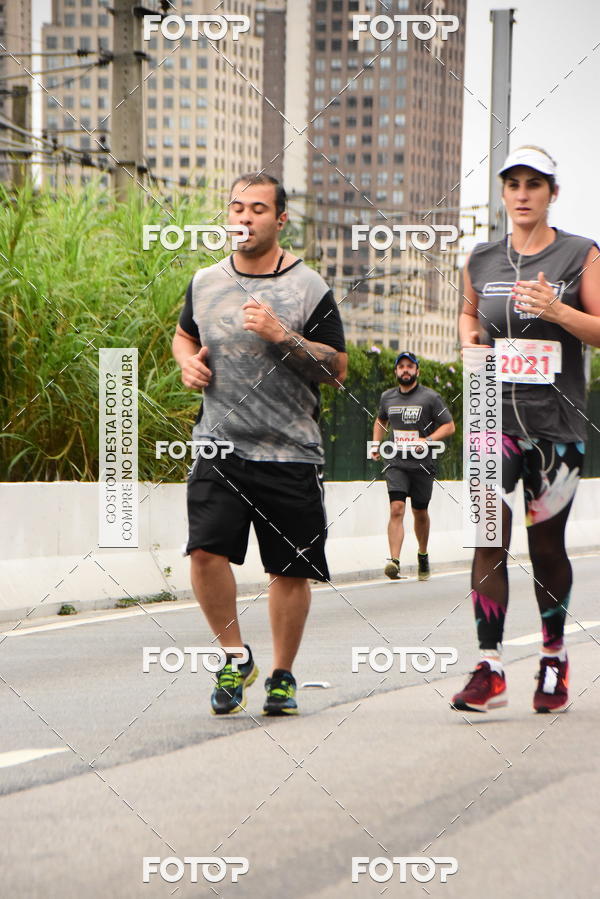 Buy your photos of the eventSantander Track & Field Run Series - Shopping Eldorado on Fotop