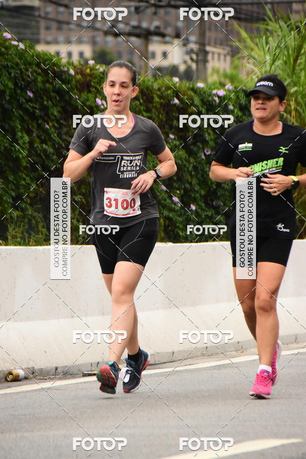 Buy your photos of the eventSantander Track & Field Run Series - Shopping Eldorado on Fotop